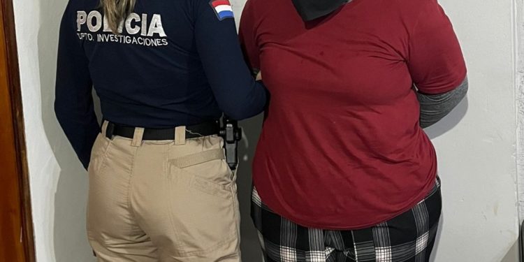 Detienen a joven vinculada al feminicidio de María Fernanda Benítez en Coronel Oviedo Detienen a joven vinculada al feminicidio de María Fernanda Benítez en Coronel Oviedo