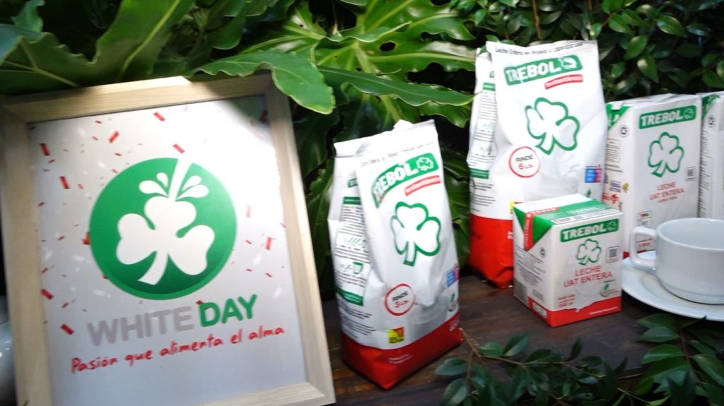 White Day: La pasión que alimenta el alma en cada litro de leche solidario White Day: La pasión que alimenta el alma en cada litro de leche solidario