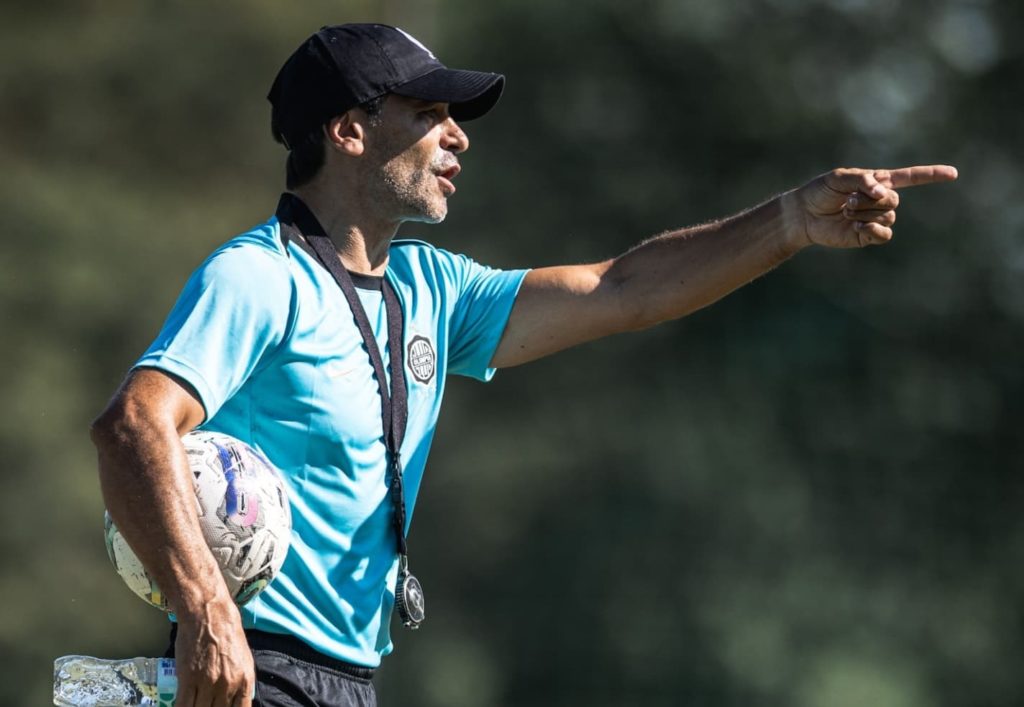 Fabián Bustos planea variantes para visitar a Sportivo Trinidense en Encarnación Fabián Bustos planea variantes para visitar a Sportivo Trinidense en Encarnación