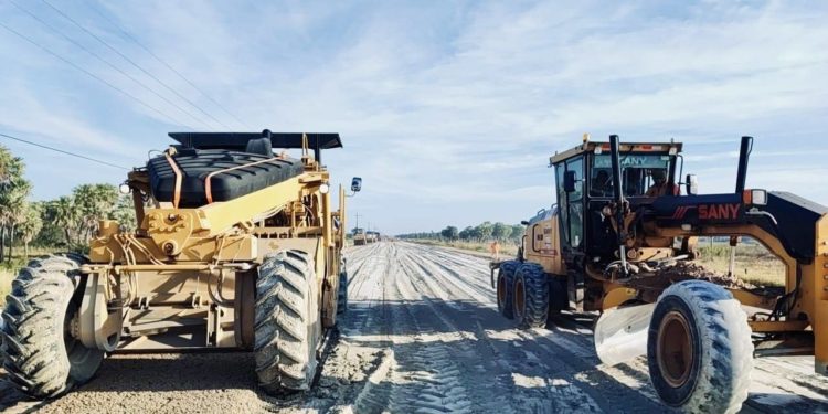 Obras en ruta PY12 avanzan con fuerza en el Chaco: 61% de ejecución en el Lote 3