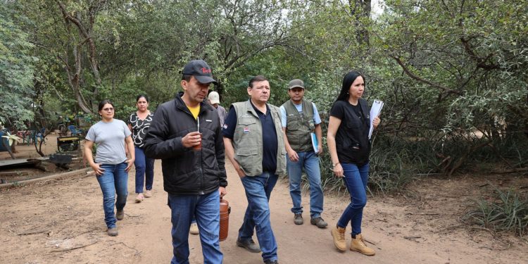 Unos 50 inversionistas del Chaco recibirán su título de propiedad antes de fin de año, anuncia el presidente del INDERT