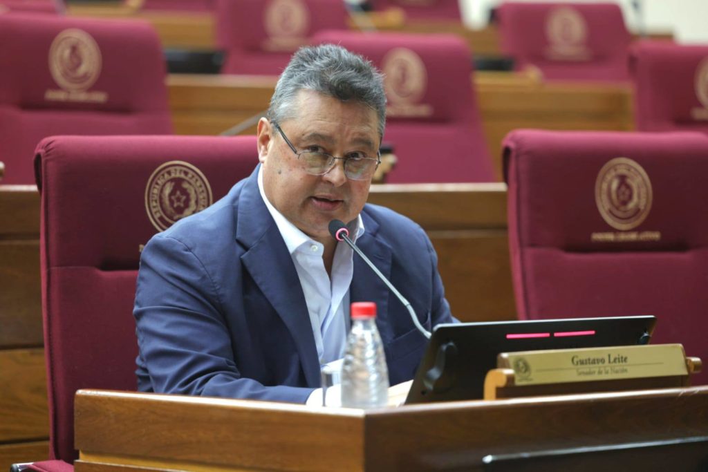 Gustavo Leite: “El problema de la educación no es la plata, es el método”