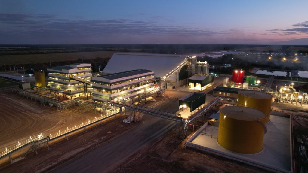 Procesadora de soja del Chaco ya muele 350 Ton. de soja al día y subirá a 750 esta semana