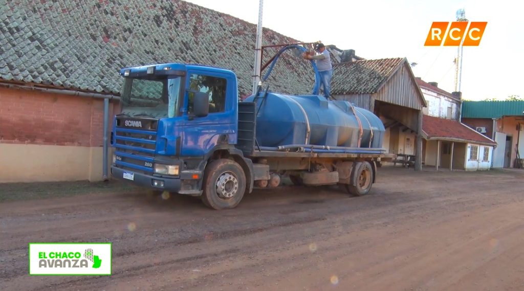 Más allá de la lluvia en el Chaco: El alto precio del transporte de agua en camiones Más allá de la lluvia en el Chaco: El alto precio del transporte de agua en camiones
