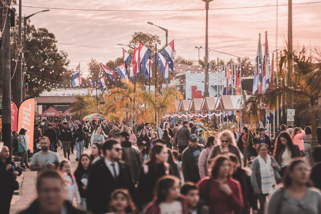 Gobernador de Boquerón defiende participación en la Expo de Roque Alonso