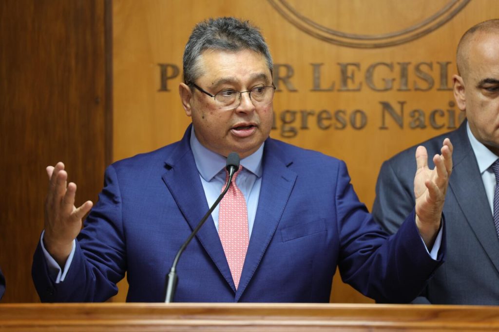 El Ejecutivo propuso a Gustavo Leite como embajador en EE.UU.