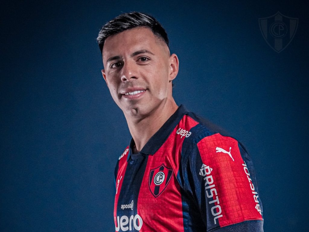 Cerro Porteño oficializa a Blas Riveros como su tercera incorporación