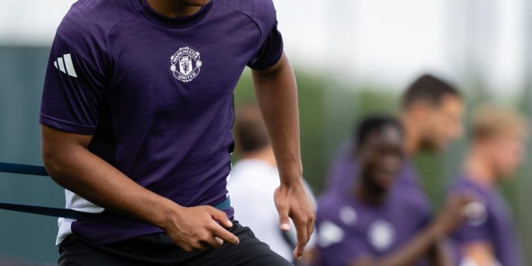 ¡Debut inminente! Diego León tendrá minutos ante Leeds y va a la gira por EE.UU. ¡Debut inminente! Diego León tendrá minutos ante Leeds y va a la gira por EE.UU.