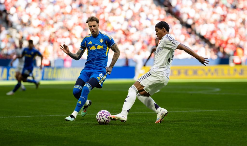 Diego León, sólido en su primer partido con el Manchester United Diego León, sólido en su primer partido con el Manchester United