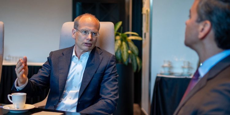 Exploran alianza estratégica con empresa finlandesa, líder en el sector energético y marítimo