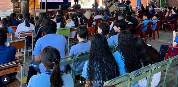 Senadora propone una educación sexual basada en principios, valores y afectividad.