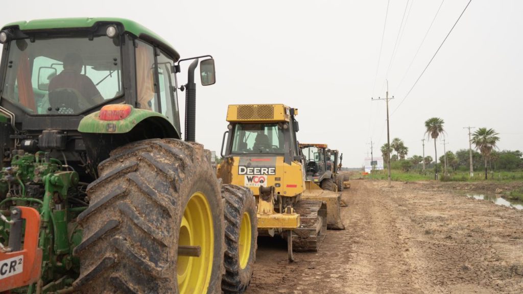 Peña se compromete a licitar la Ruta de la Carne y destaca obras viales clave para el Chaco Peña se compromete a licitar la Ruta de la Carne y destaca obras viales clave para el Chaco