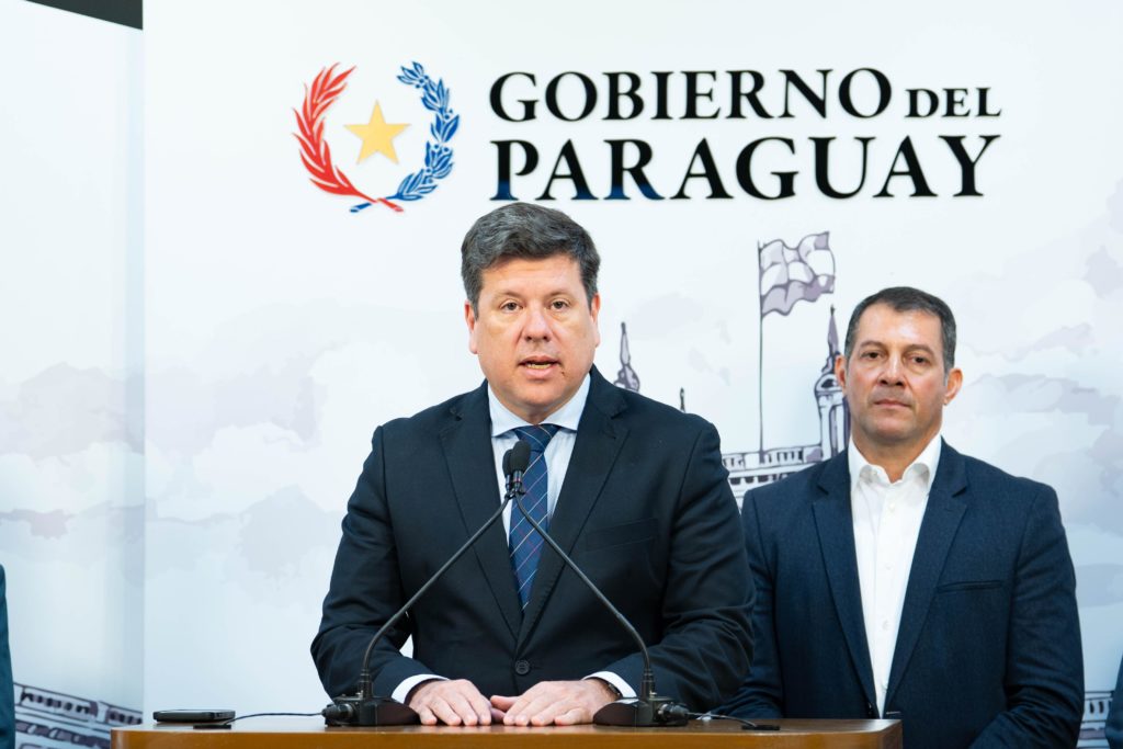 Paraguay solicita a Argentina suspender medida que afecta logística fluvial