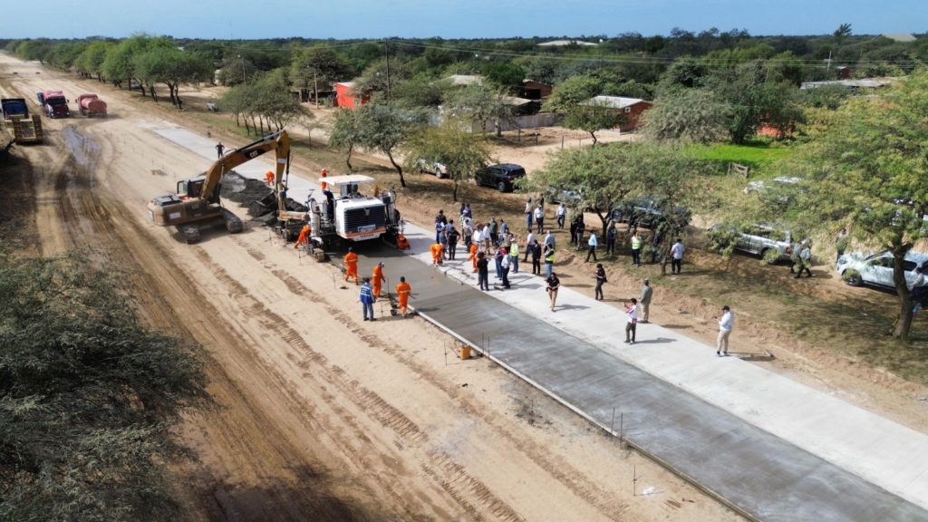 Ministra de Obras constata avances de trabajos en el Corredor Bioceánico