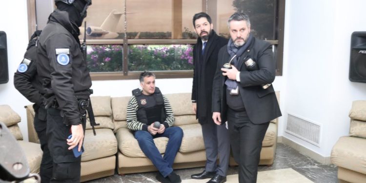 EE.UU. condena a 15 años de prisión a Federico Santoro, operador clave de Sebastián Marset EE.UU. condena a 15 años de prisión a Federico Santoro, operador clave de Sebastián Marset