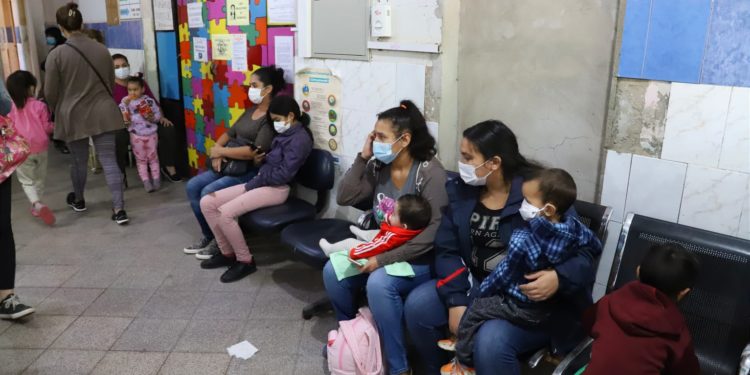 Alerta por virus respiratorios: cifra récord de consultas en los últimos tres años Alerta por virus respiratorios: cifra récord de consultas en los últimos tres años