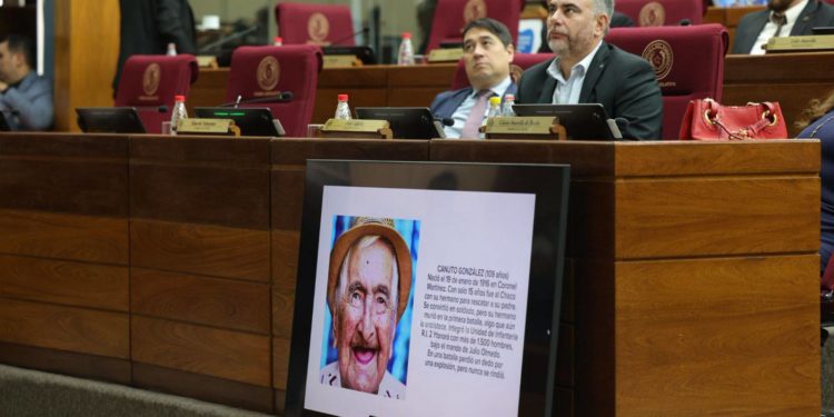 Ex combatientes de la Guerra del Chaco podrían contar con un subsidio equivalente al salario de legisladores Ex combatientes de la Guerra del Chaco podrían contar con un subsidio equivalente al salario de legisladores