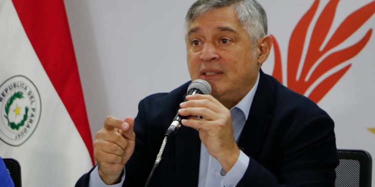 Ministro de Educación: “Hemos mejorado salarios, pero el desafío sigue siendo la educación de los niños”