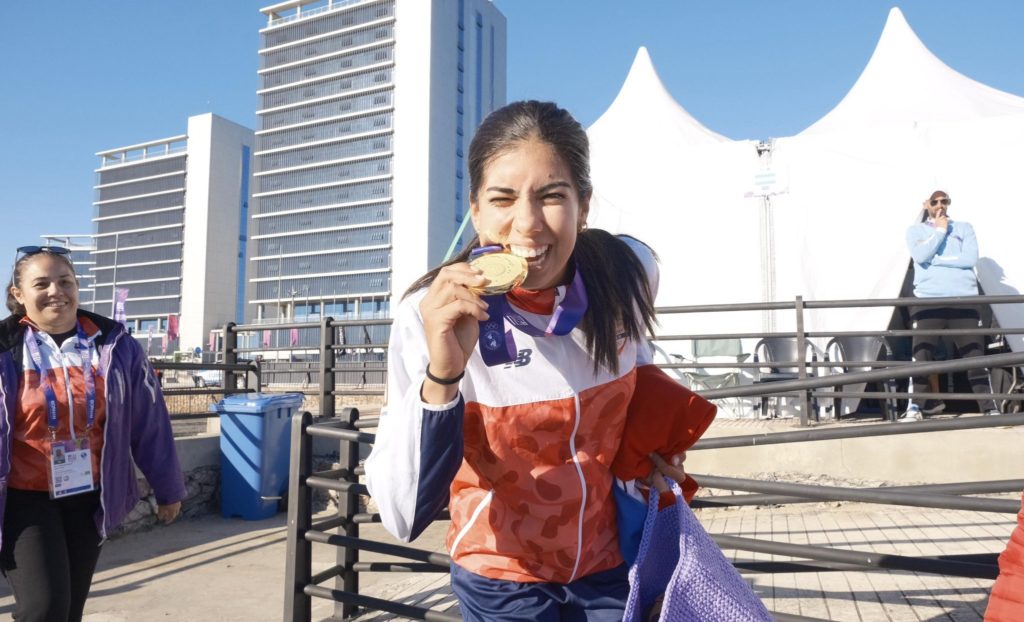 Nicole Martínez rema hacia la gloria y logra el primer oro para el Team Paraguay Nicole Martínez rema hacia la gloria y logra el primer oro para el Team Paraguay
