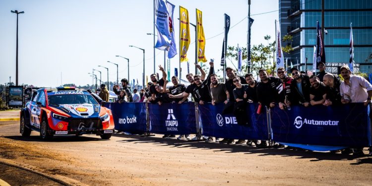 Luis Moya, histórico copiloto de Carlos Sainz, califica de ejemplar la organización del Rally del Paraguay