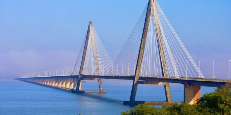 Migraciones refuerza controles en el puente Posadas–Encarnación por el WRC Paraguay 2025