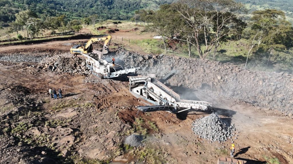 Avanzan las obras de la ruta “Niños Mártires de Acosta Ñu”