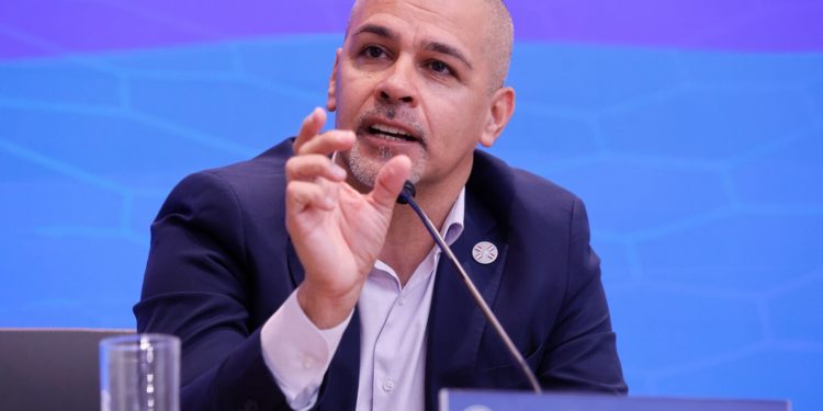 Tras el polémico penal en el superclásico, Olimpia exige la destitución de Eber Aquino