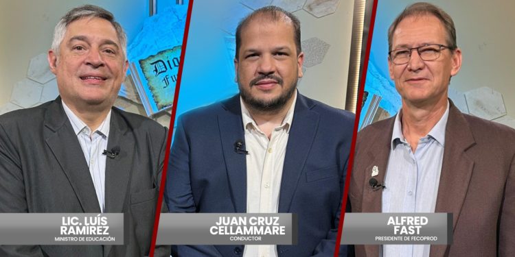 Esta noche en RCC TV se abordará la huelga docente y los 50 años de FECOPROD