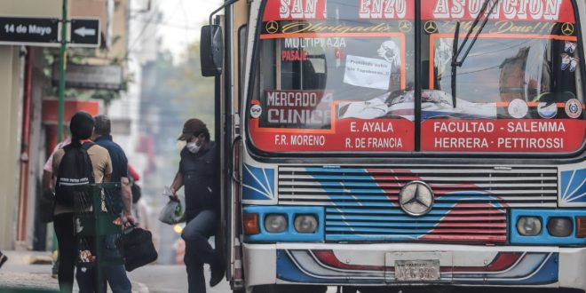 Choferes y autoridades retoman diálogo para evitar huelga en el transporte público Choferes y autoridades retoman diálogo para evitar huelga en el transporte público