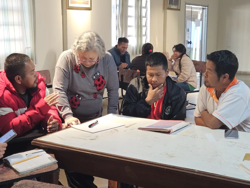 Docentes Aché fortalecen la enseñanza en el nivel inicial con capacitación en Luque