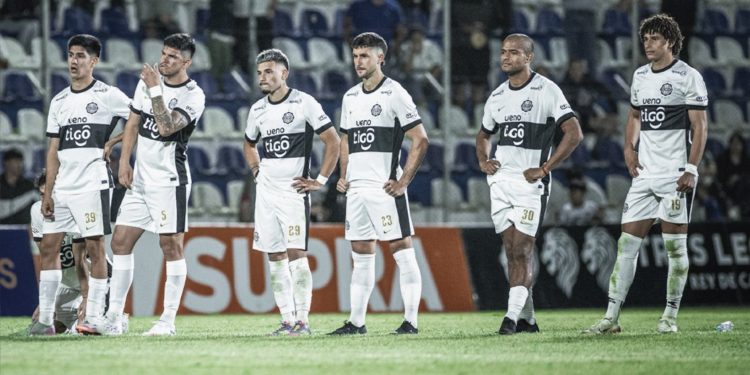 Golpe tras golpe: Olimpia atraviesa uno de sus peores años recientes