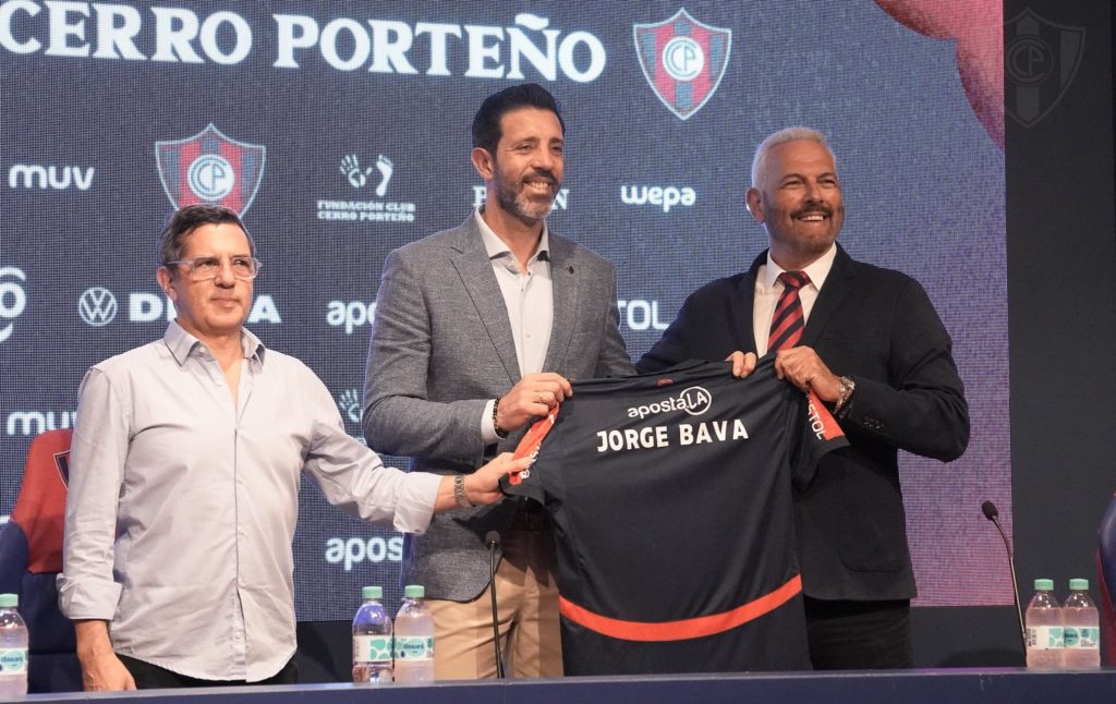 Gabriel Wainer explicó las razones de la elección de Jorge Bava como DT de Cerro Porteño