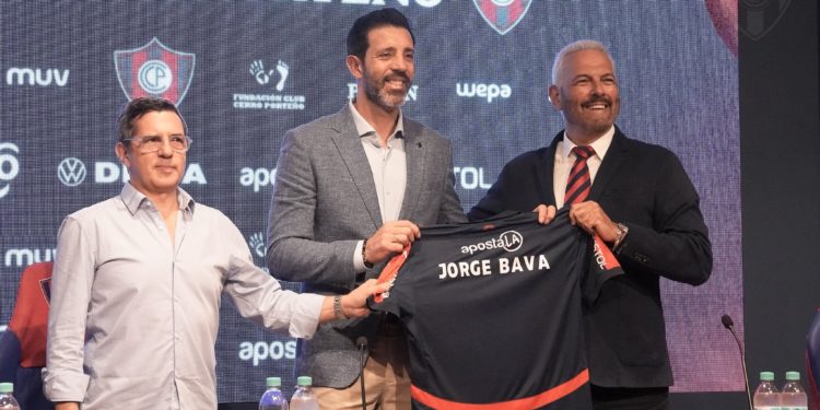 Gabriel Wainer explicó las razones de la elección de Jorge Bava como DT de Cerro Porteño Gabriel Wainer explicó las razones de la elección de Jorge Bava como DT de Cerro Porteño