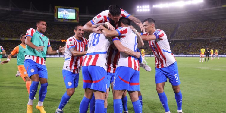 Gobierno declara feriado nacional por eventual clasificación de Paraguay al Mundial Gobierno declara feriado nacional por eventual clasificación de Paraguay al Mundial