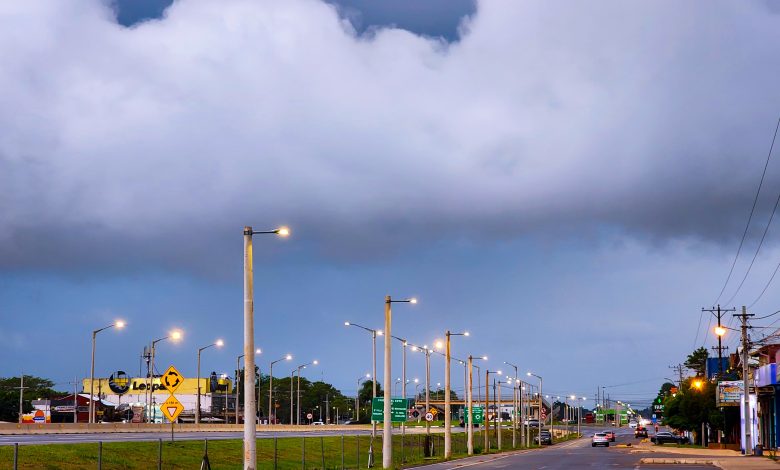 Frente frío provoca descenso de temperaturas y lluvias en gran parte del país