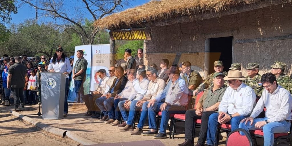 Ministra del MOPC anuncia orden de inicio del gran hospital del Chaco en aniversario de la Batalla de Boquerón Ministra del MOPC anuncia orden de inicio del gran hospital del Chaco en aniversario de la Batalla de Boquerón