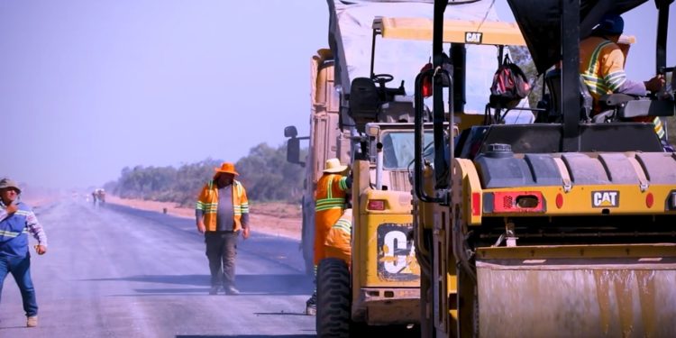 Avanzan los trabajos en el Lote 1 del Corredor Bioceánico con fuerte participación local Avanzan los trabajos en el Lote 1 del Corredor Bioceánico con fuerte participación local