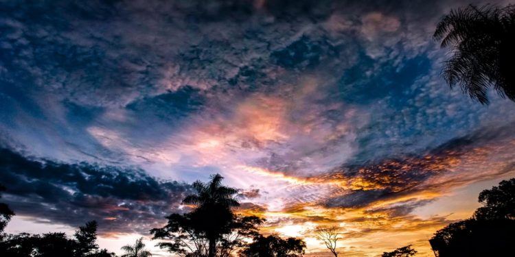 Jornada cálida con cielo despejado y aumento de lluvias hacia el jueves Jornada cálida con cielo despejado y aumento de lluvias hacia el jueves