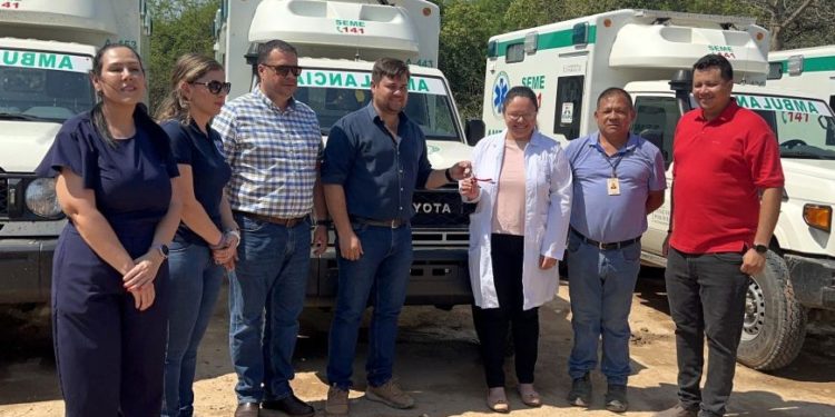 Tres nuevas ambulancias para Boquerón