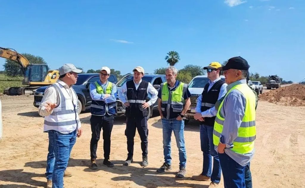 Avanza con fuerza la transformación vial del Bajo Chaco Avanza con fuerza la transformación vial del Bajo Chaco