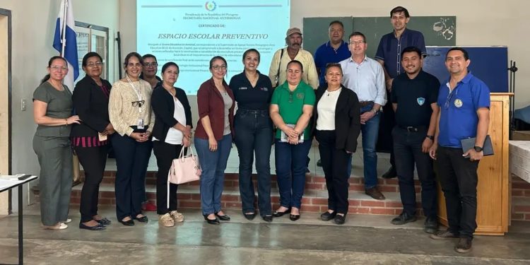 SENAD refuerza prevención del consumo de drogas en Boquerón SENAD refuerza prevención del consumo de drogas en Boquerón