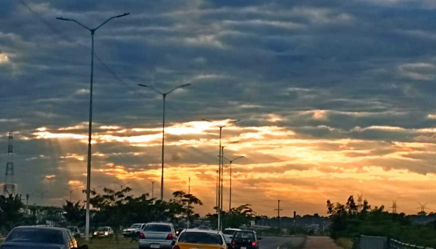 Disminución de lluvias y nubosidad marcarán el inicio del fin de semana