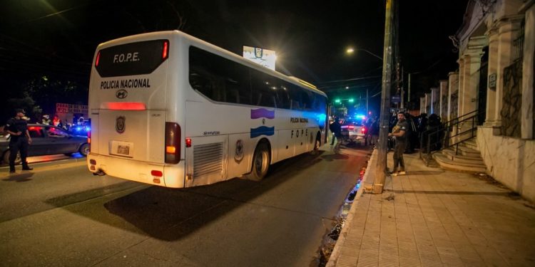 Paraguay inicia una nueva era penitenciaria: cierra el Buen Pastor y abre moderno complejo de mujeres en Emboscada Paraguay inicia una nueva era penitenciaria: cierra el Buen Pastor y abre moderno complejo de mujeres en Emboscada