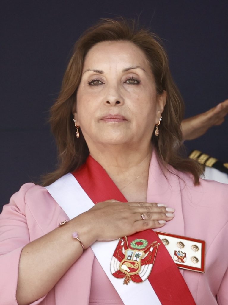 Congreso del Perú destituye a la presidenta Dina Boluarte y asume el presidente del Parlamento