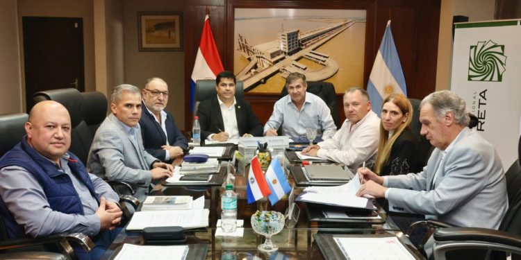 Directores de Yacyretá deciden continuidad de las obras del brazo de Aña Cuá, que estaban paradas