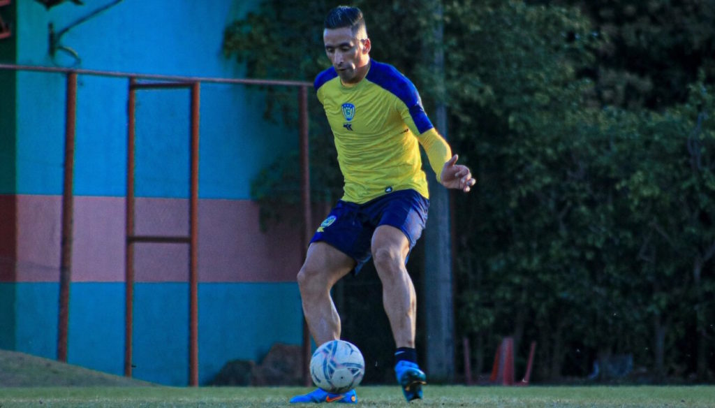 Nuevo timón en la República: Lucas Barrios asumirá la dirección técnica de Sportivo Luqueño 