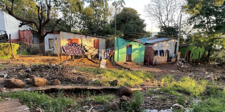 Esta noche en «Siglo a Siglo»: Asunción tiene barrios que albergan gente que vive en profunda pobreza Esta noche en «Siglo a Siglo»: Asunción tiene barrios que albergan gente que vive en profunda pobreza