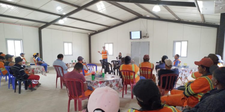 Capacitan a trabajadores del Corredor Bioceánico para proteger el patrimonio histórico y arqueológico del Chaco