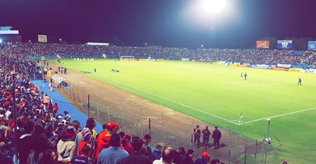 Cerro Porteño arrastra más hinchas que Olimpia en Pedro Juan Caballero, según presidente del 2 de Mayo Cerro Porteño arrastra más hinchas que Olimpia en Pedro Juan Caballero, según presidente del 2 de Mayo
