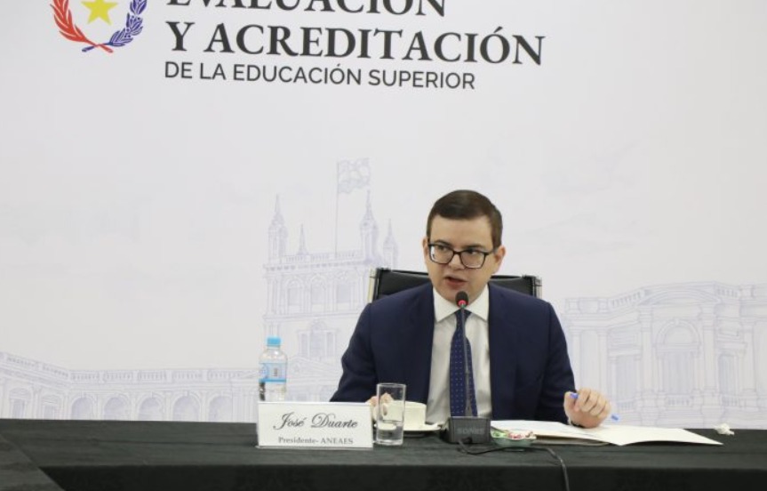 La ANEAES acompaña y brinda facilidades para una acreditación masiva de universidades